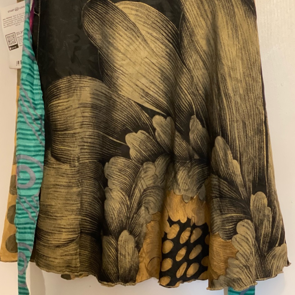 Darn good yarn- sari skirt. New with tags. Mini wrap skirt.